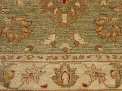Oushak Chobi Natural Dye rug border detail