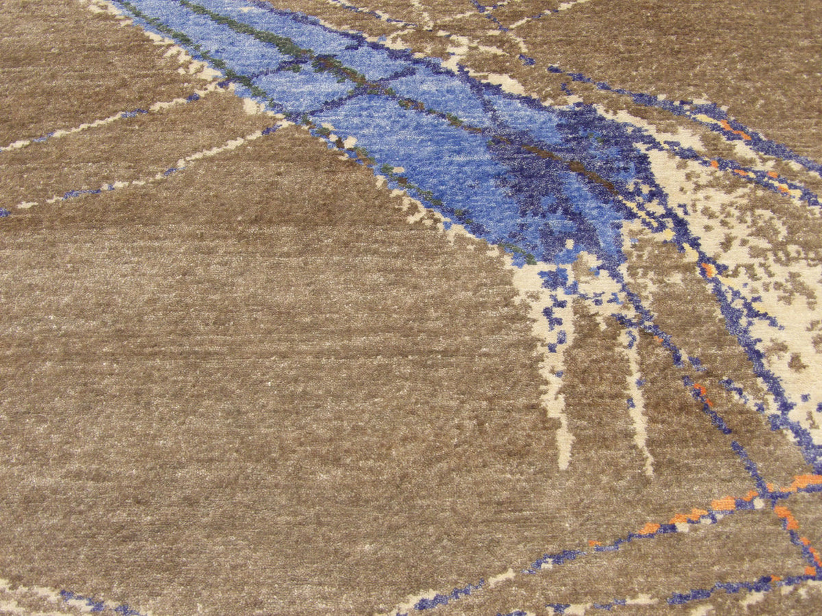 Tibetan Silky Abstract Sci Fi Design rug border detail
