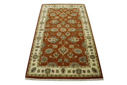 Close-up of wool pile, Beige & Rust rug
