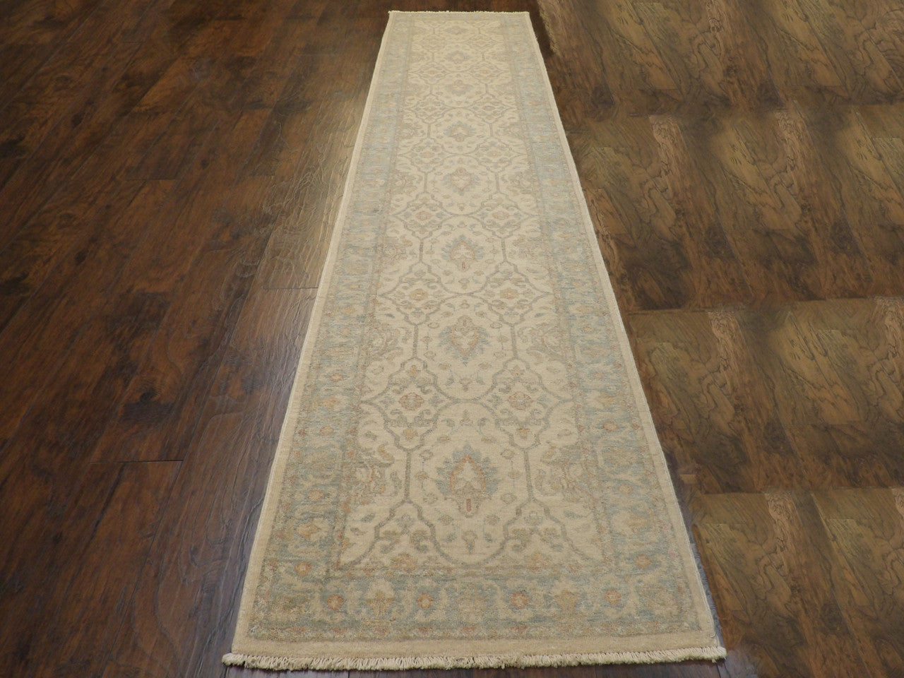 Oushak runner end detail
