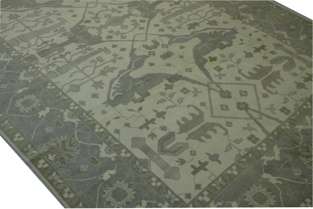 Oushak Ziegler rug border detail