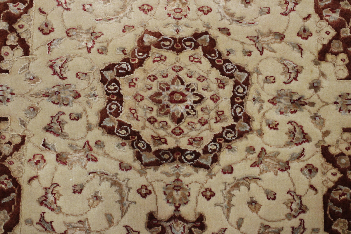 Full view of Traditional Jaipur Tabriz Design rug