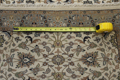 Traditional Fine Herati rug corner detail