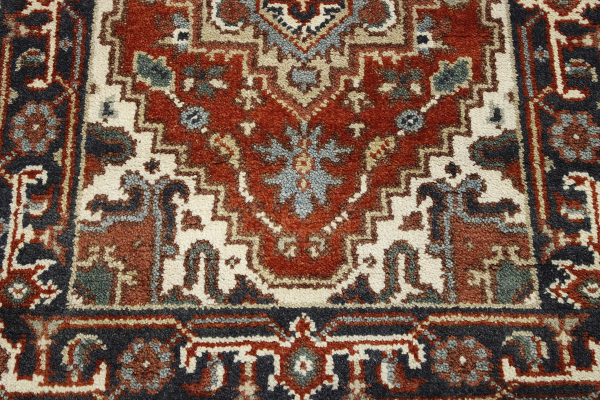 Tribal Indo Heriz rug border detail