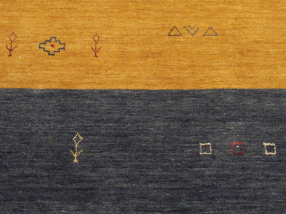Modern Gabbeh rug border detail