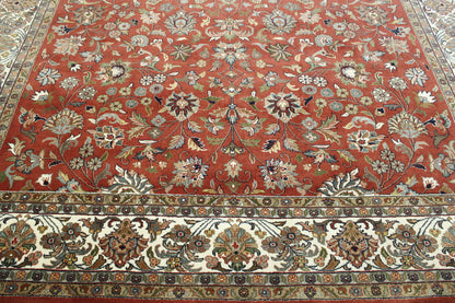 Traditional Fine Herati hand-knotted wool rug in Beige & Red, full view