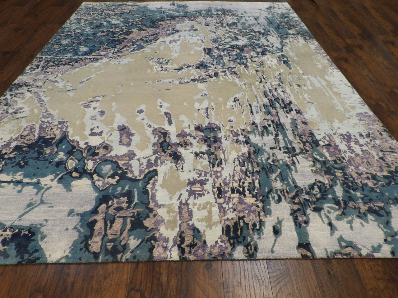 Close-up of wool-silk pile, Beige & Teal rug