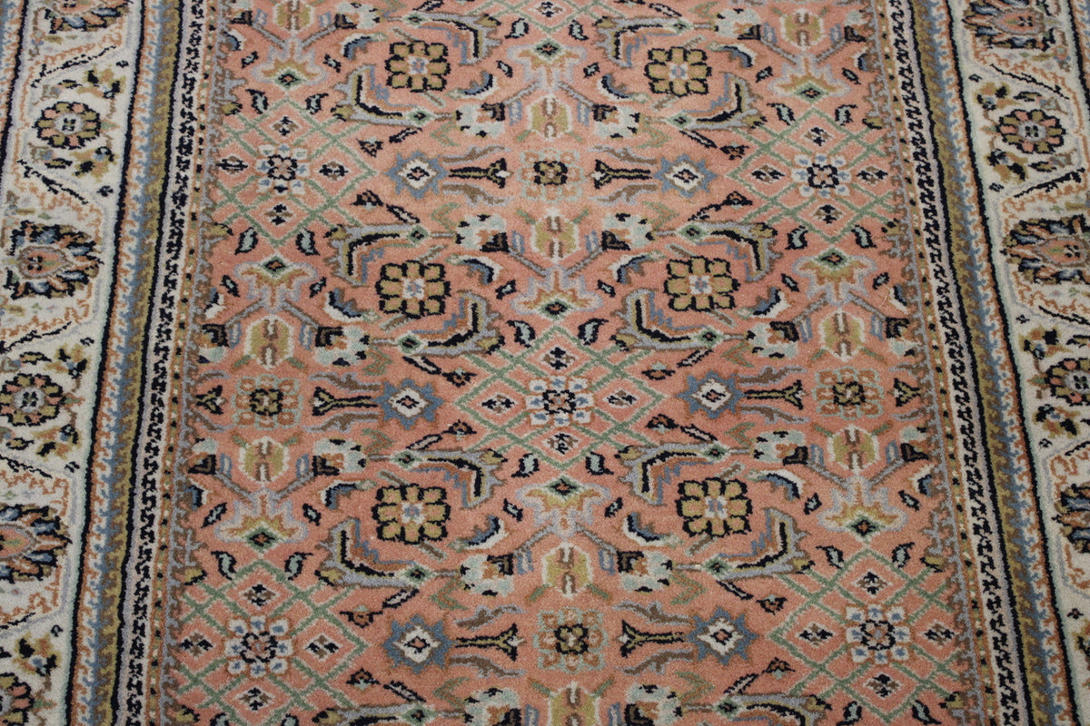 Traditional Fine Mashad rug border detail
