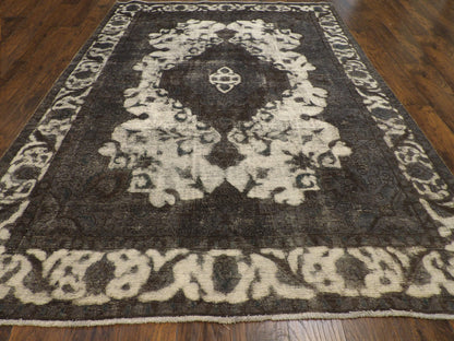 Close-up of wool pile, Gray & White rug