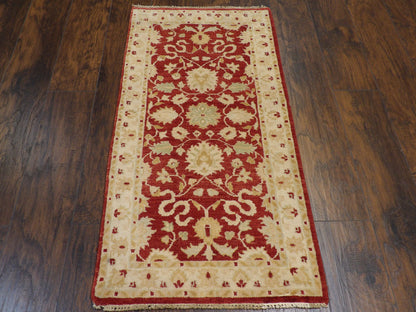 Close-up of wool pile, Beige & Red rug