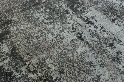 Modern Abstract Design rug border detail