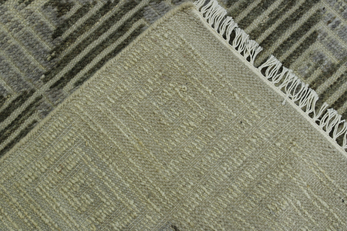 Back of Modern Sumack Weave hand-knotted rug