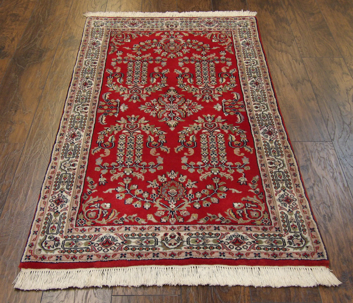 Persian Farahan rug border detail
