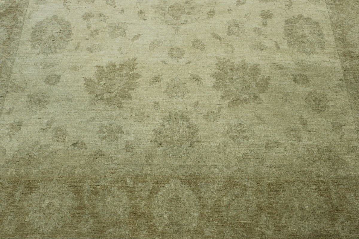 Back of Oushak Chobi hand-knotted rug