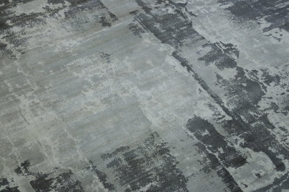 Close-up of silk pile, Gray & White rug