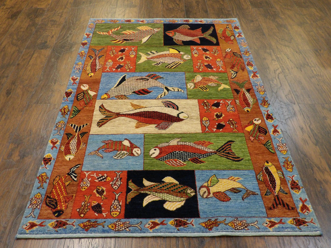 Coastal rug corner detail