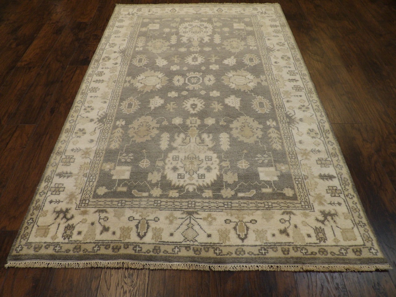 Oushak rug corner detail