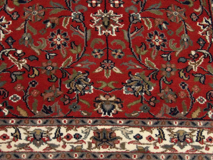 Fine Persian Kashan rug border detail