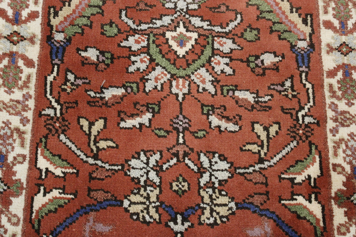 Tribal Heriz rug border detail