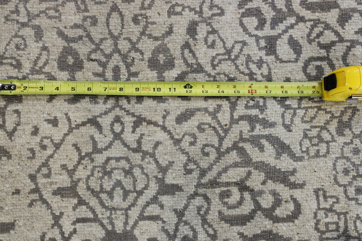Transitional Abstract Broken Design rug corner detail