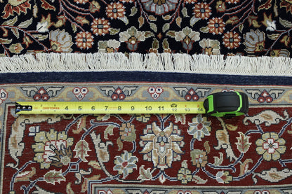 Traditional Fine Heraki pattern detail