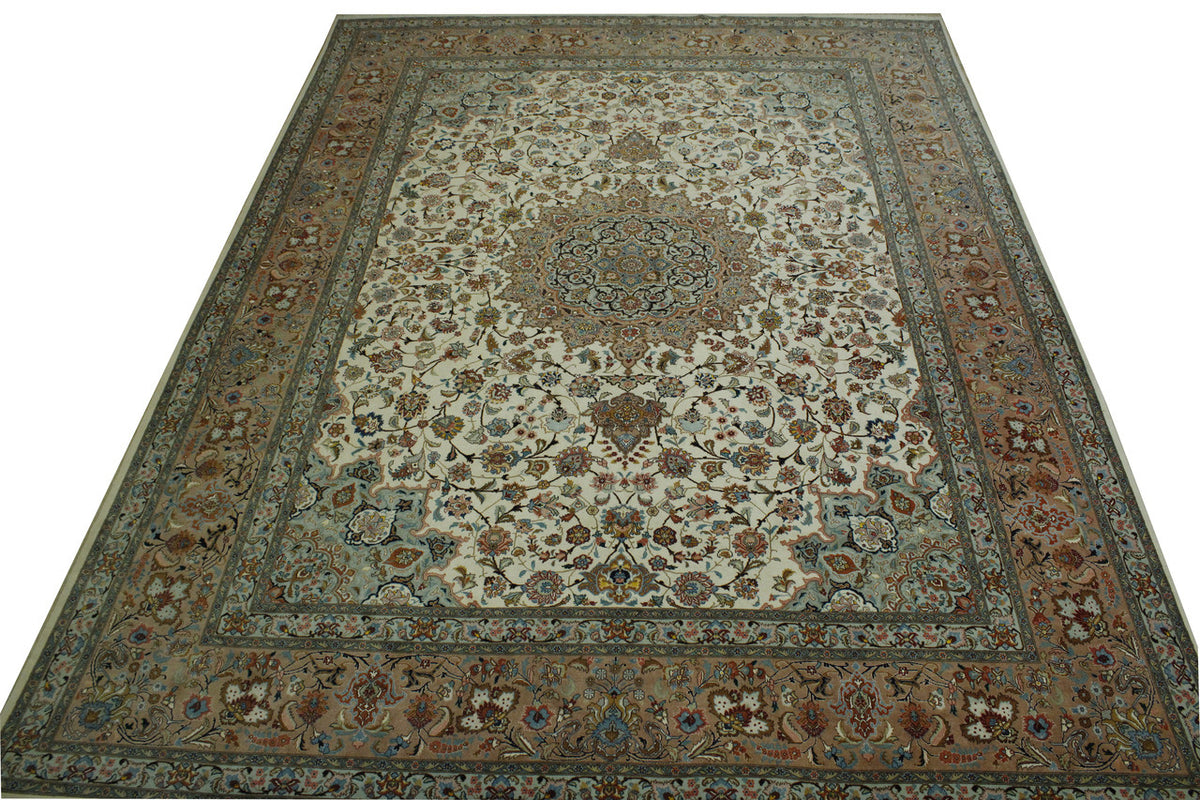 Traditional Fine Qum rug border detail