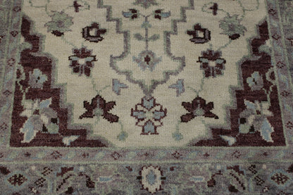 Tribal Heriz Oushak rug corner detail