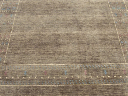 Tribal Modern Gabbeh Natural Dye KHUS rug border detail