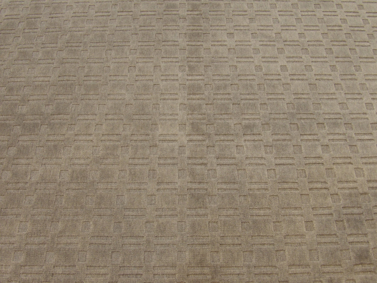 Modern rug border detail