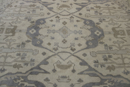 Oushak Indo Ziegler rug border detail