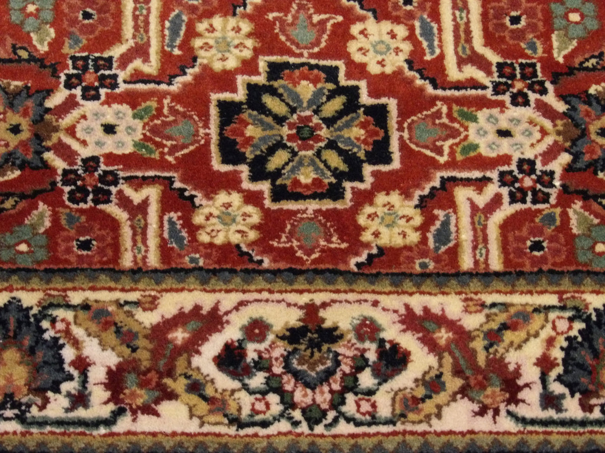 Herati runner border detail