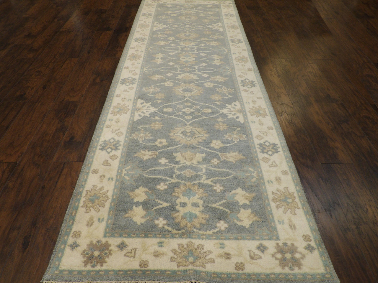 Turk Oushak Wash rug corner detail