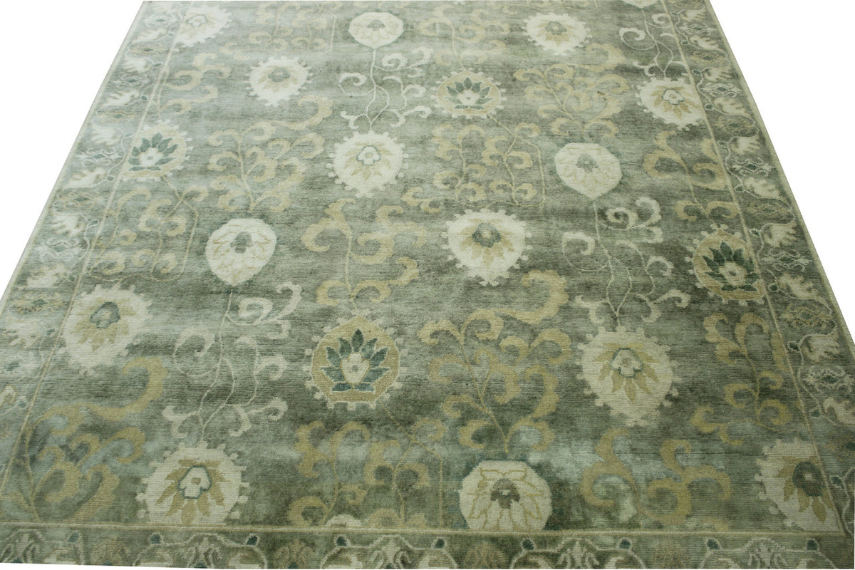 Oushak Ikat rug corner detail