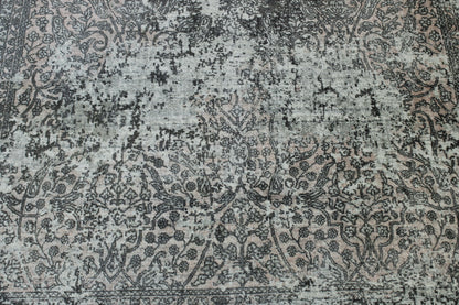Modern Abstract Design rug corner detail