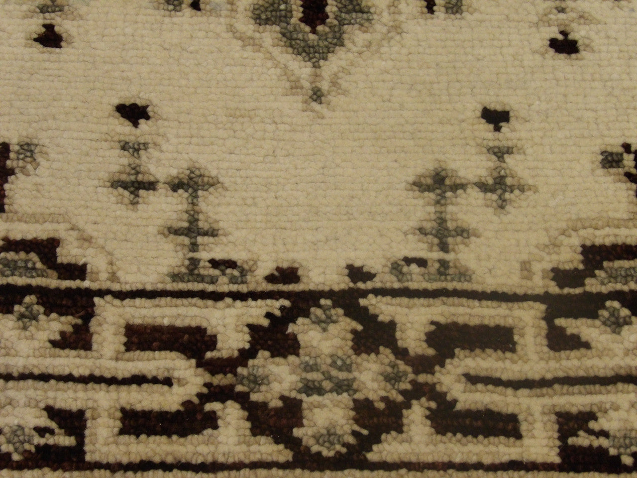 Turk Oushak Stone Wash rug border detail