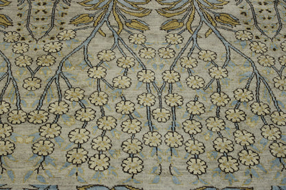 Oushak Chobi rug border detail