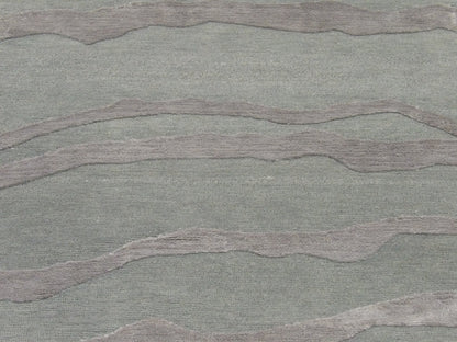 Tibetan waves rug border detail