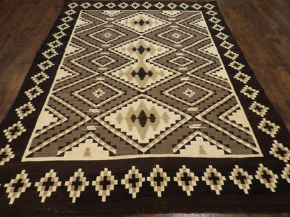 Close-up of wool pile, Ivory & Brown rug