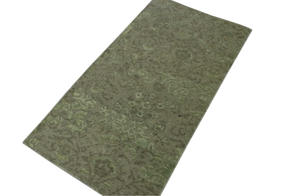 Close-up of wool-silk pile, Gray rug