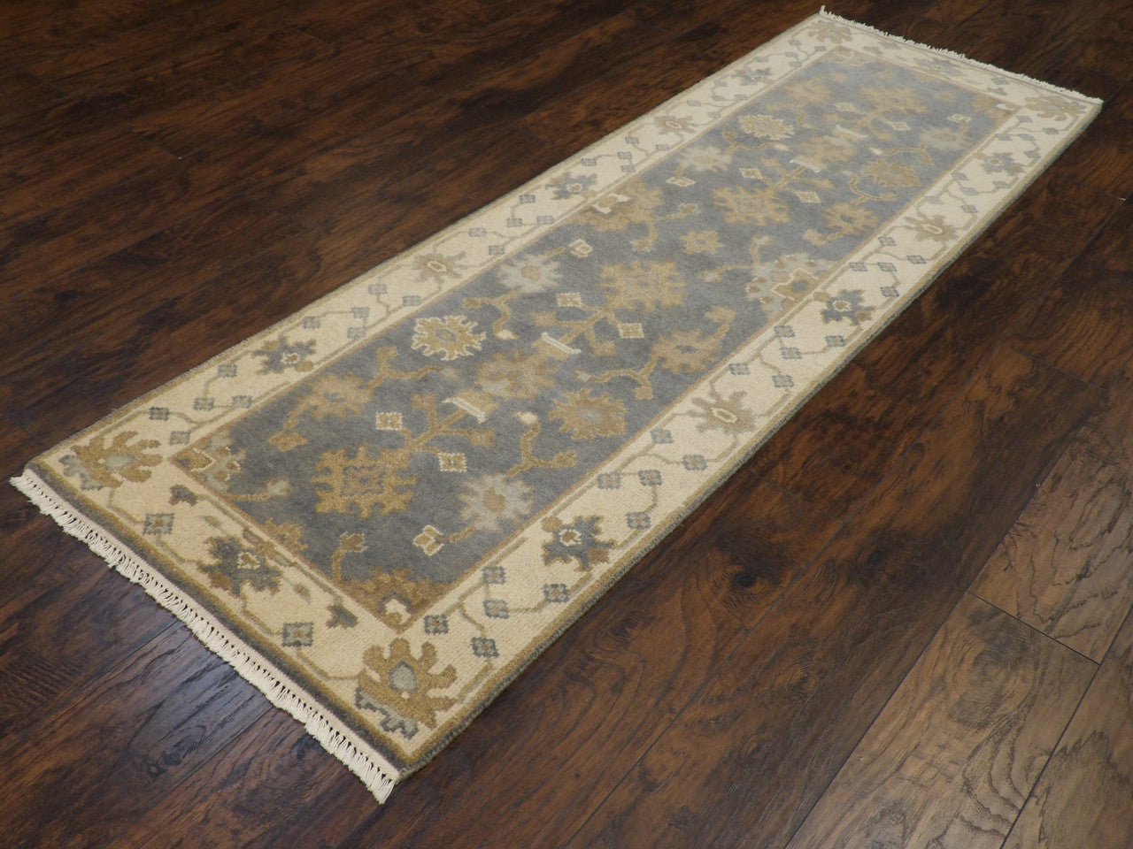 Oushak pattern detail, beige and gray natural dye runner