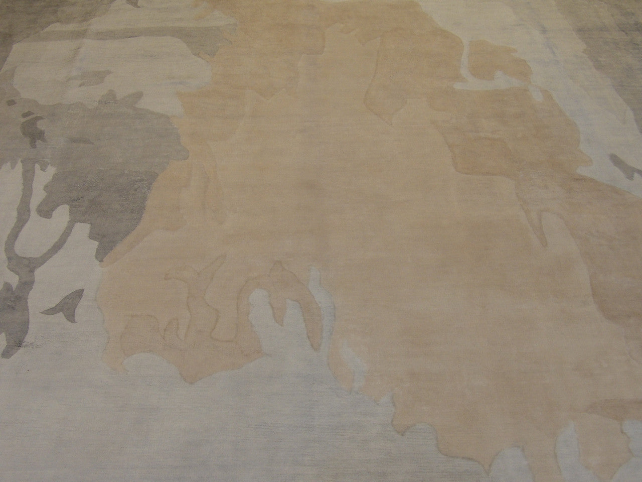 Back of Modern Abstract Bamboo Marble Design hand-knotted rug
