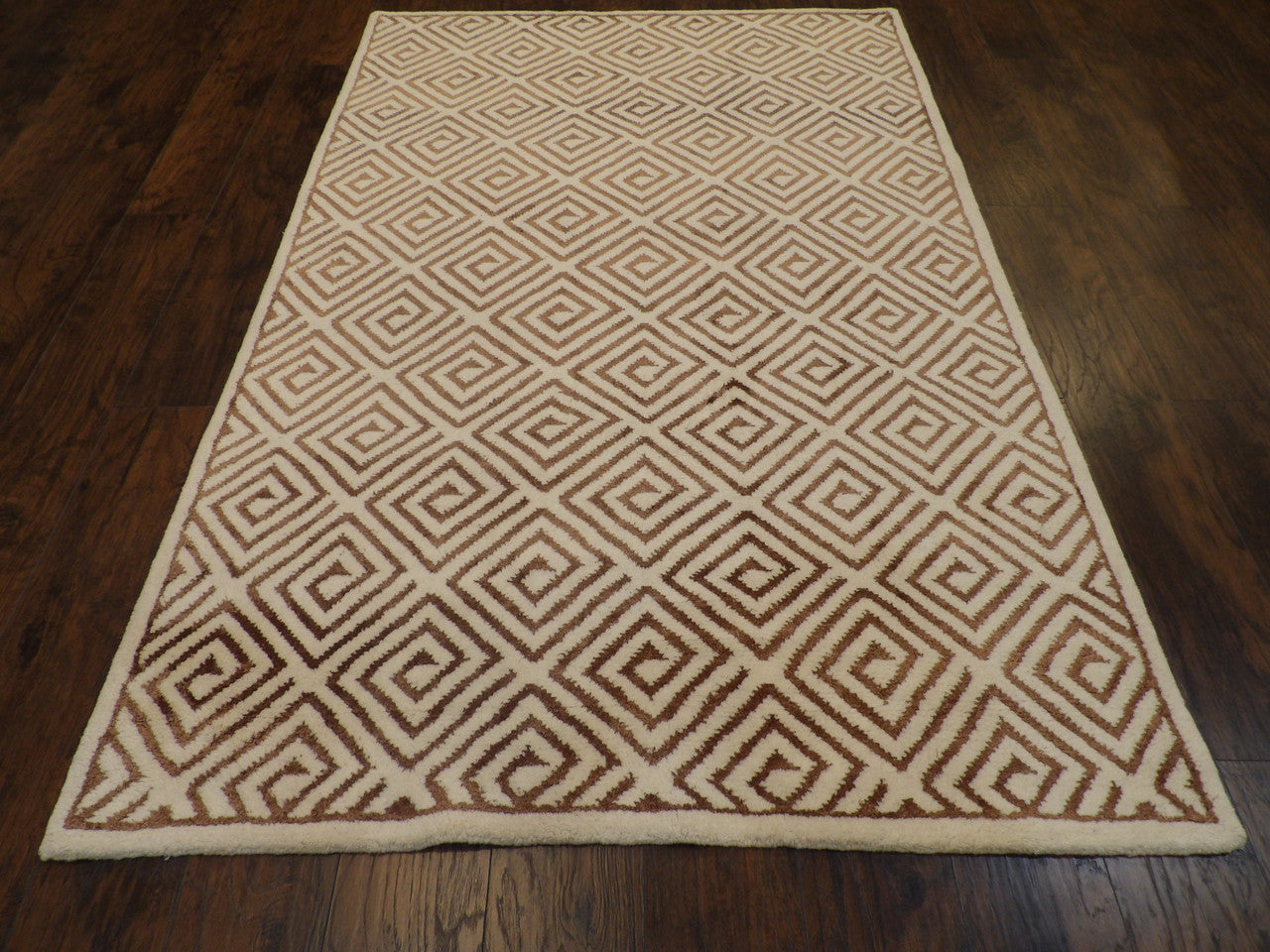 Transitional Moroccan Floral Diamond Design rug corner detail