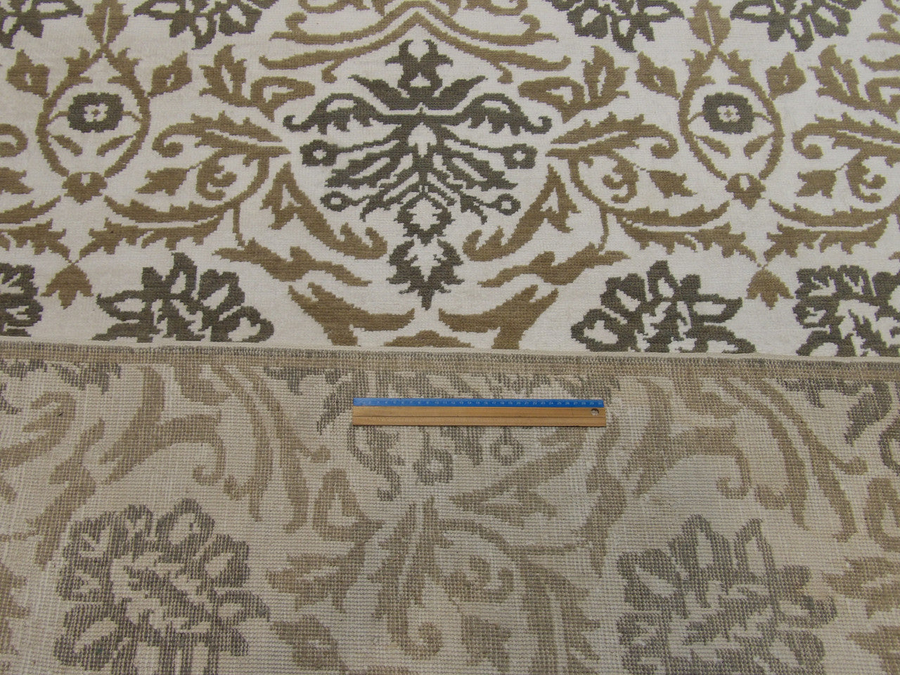 Gray & White Fine Transitional Silky Oushak rug in room setting