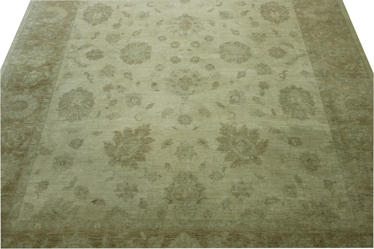 Full view of Oushak Chobi rug