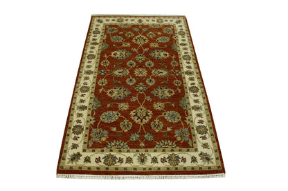Oushak Agra Chobi rug border detail