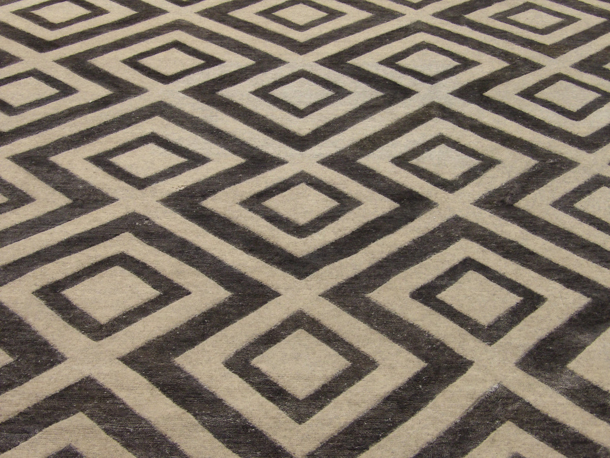 Back of Modern Abstract Diamond Design hand-knotted rug