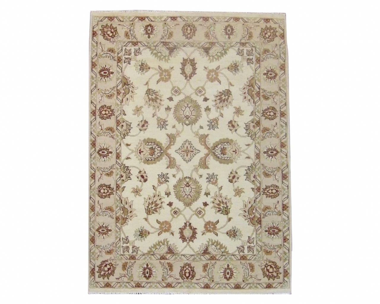 Agra Ziegler Kashan hand-knotted wool rug in ivory, full view
