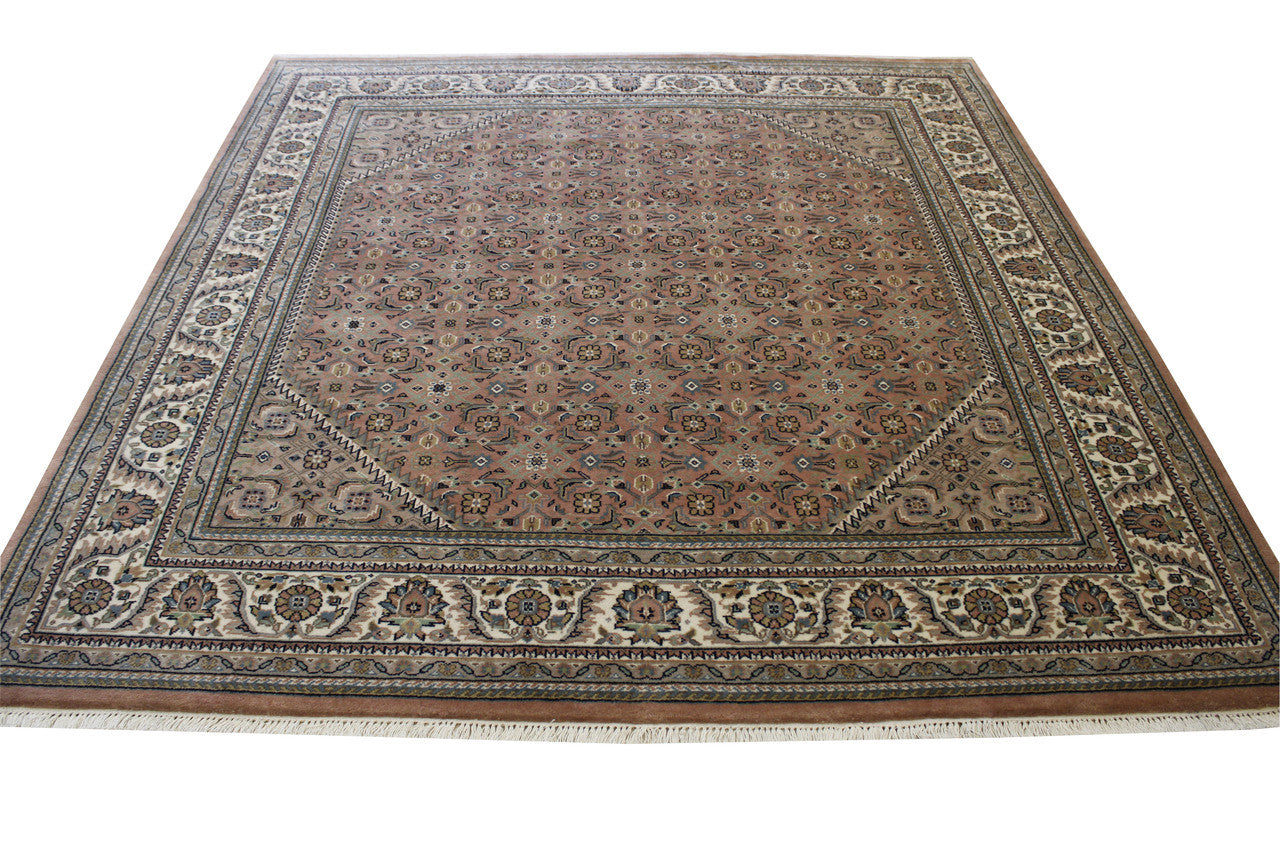Traditional Indo Mir rug border detail