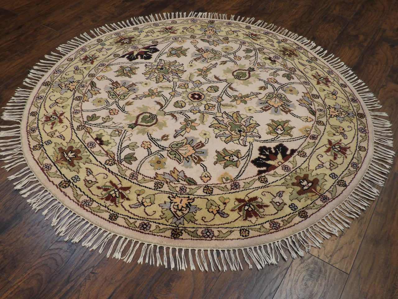 Ziegler pattern detail, beige rug