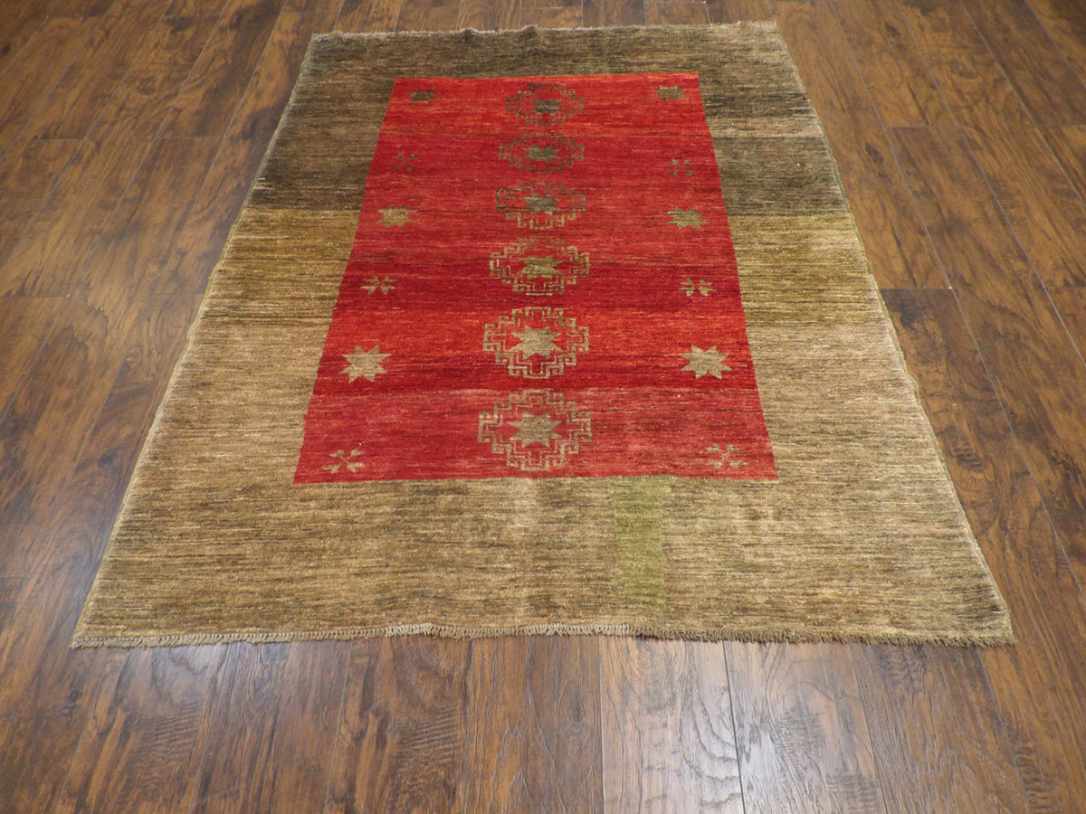Close-up of wool pile, Gold & Red rug